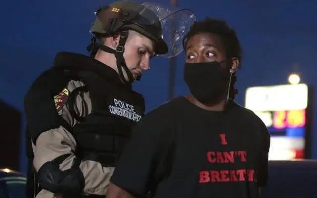 效率惊人，美国已经抓了1万多人