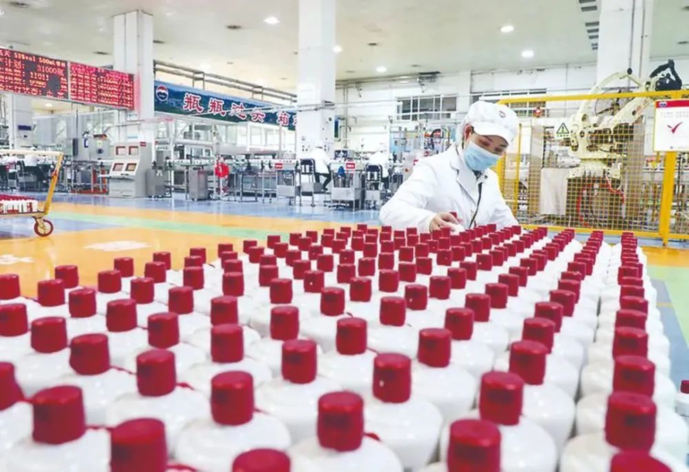 变味的茅台：酒不是用来炒的，更不是用来腐的