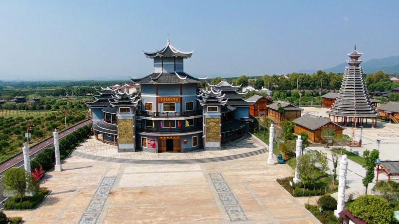 9月11日拍摄的江西省吉安市峡江县金坪民族乡民族风情园.陈福平摄