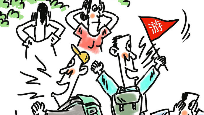 "到了下午,导游告诉游客,原本安排一个小时的汗蒸时间要缩短成10分钟