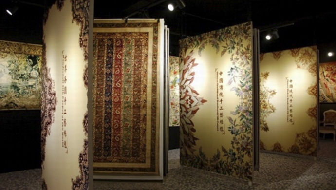 金山| 为了制作精美的手工丝毯,她坚守了40多年