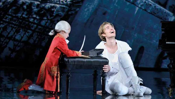 莫扎特,从古典音乐家变身为摇滚巨星--上海观