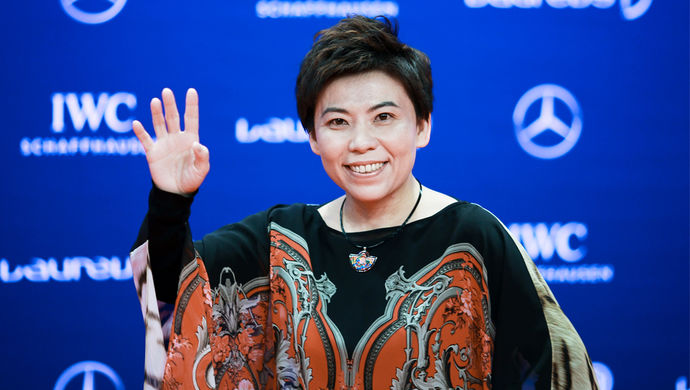  邓亚萍 从人民日报社 辞职  投身体育产业自主创