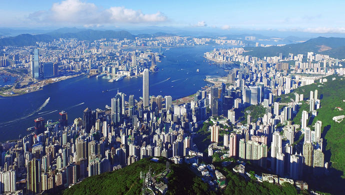 香港向月收入6.8万以下家庭提供低价房,住满7
