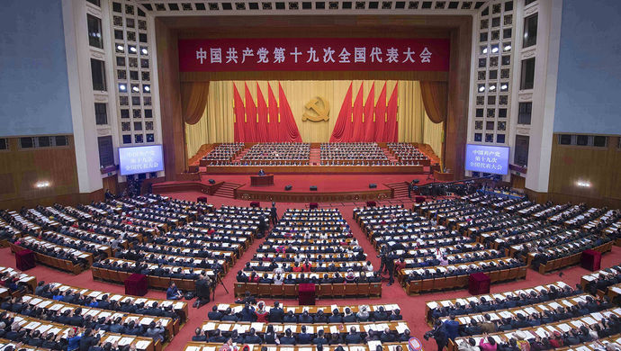 习近平强调坚持走中国特色强军之路,全面推进国防和军队现代化