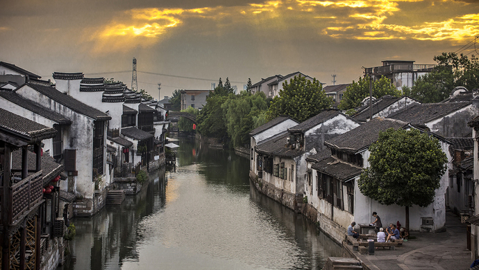 上海近邻苏州、嘉兴、南通都全力接轨上海,为