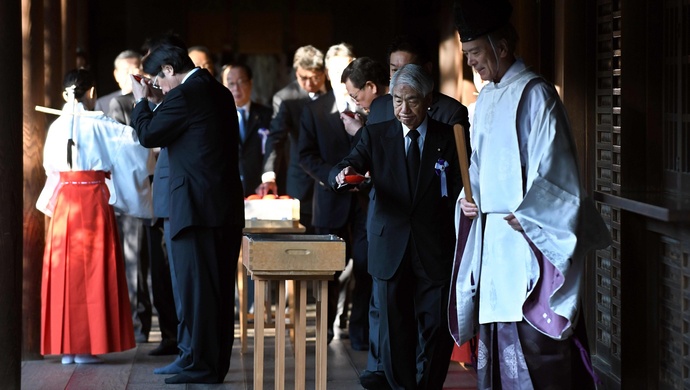 又拜鬼!日本60名国会议员参拜靖国神社