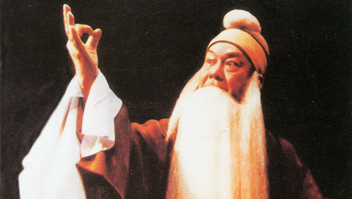 他骑着真马跃上了银幕--周信芳与电影的不解情