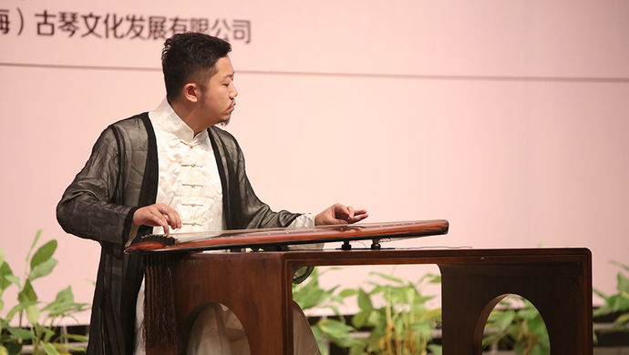 古调多自爱,今人又来弹,可是古琴专家们为啥道