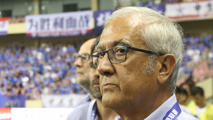 申花前任主帅曼萨诺把贵州带出西班牙传控风格