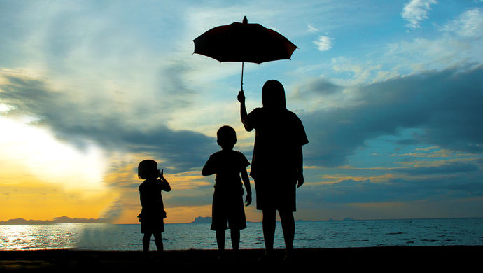 上海一父亲将儿子丢在昆山火车站后致电警方