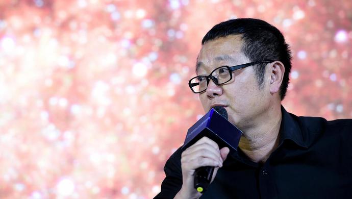中国科幻高光时刻刘慈欣成为克拉克奖第一个中国获奖者霍金nasa曾获该