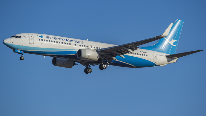 厦航正式停飞10架波音737max飞机,并将飞机停放于厦门和福州机场进行