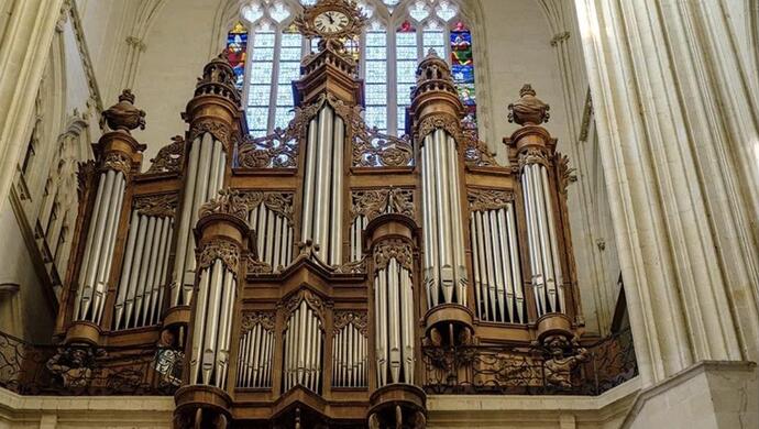 法国南特大教堂被烧毁的管风琴,曾经有多美?