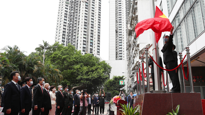 7月8日,在香港国安法正式落地实施一周之后,中央人民政府驻香港特别