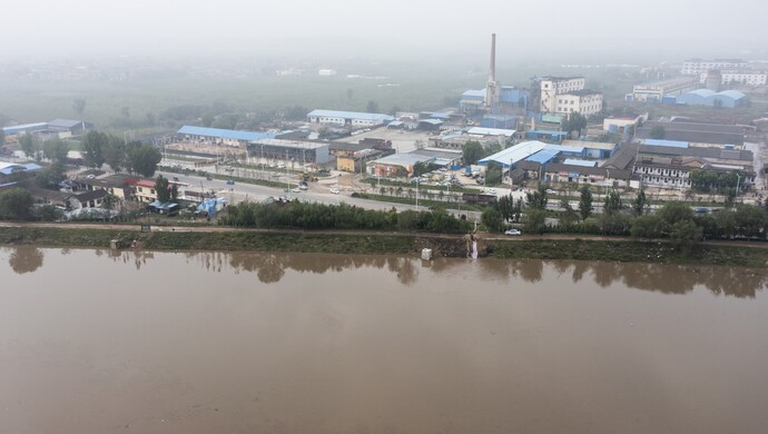 汾河山西河津段迎57年来最大洪水当地决定启用黄河滩地蓄滞洪水