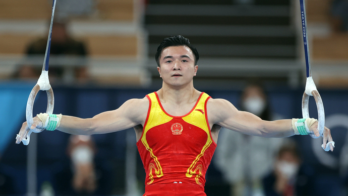 " 在昨天的东京奥运会赛场上,中国运动员刘洋夺得男子吊环金牌,为中国