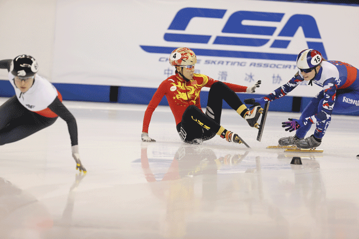 为锻炼队伍,这次中国队派出了相对年轻的阵容出战,只有范可新,武大靖