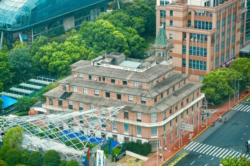 建于光绪年间的红楼、菜市街现在是啥模样？上海人大赴北外滩一探究竟