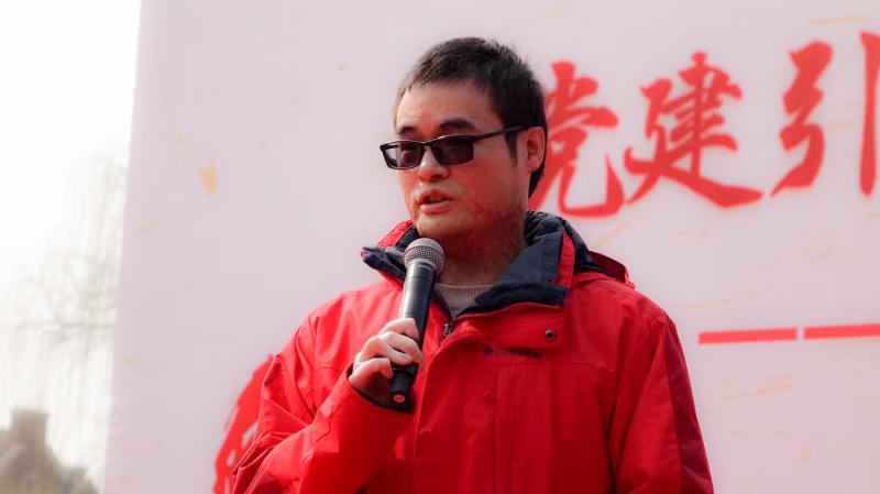 救火英雄王海滨有了自己的工作室今后将做些啥