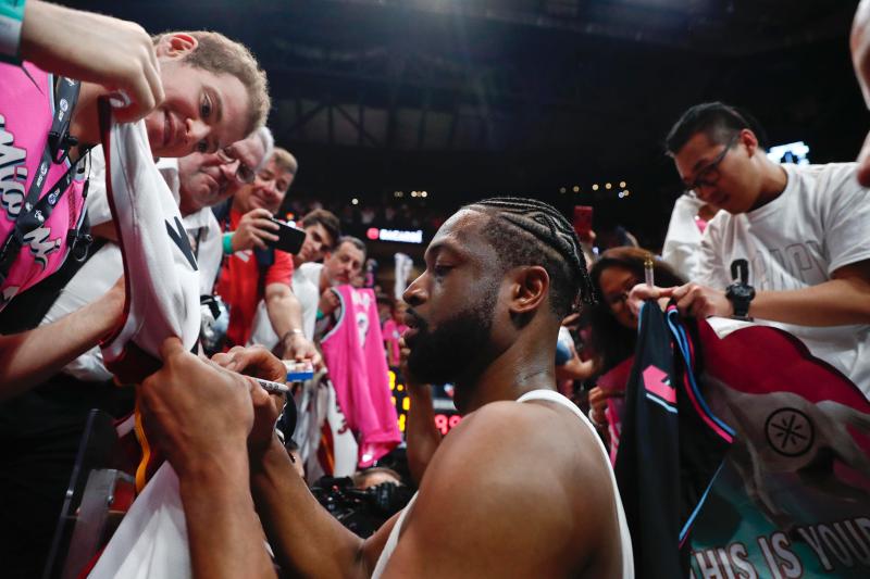 王治郅遗憾_诺维茨基退役_诺维茨基：本以为会像邓肯一样退役就销声匿迹 没想到会做评论员