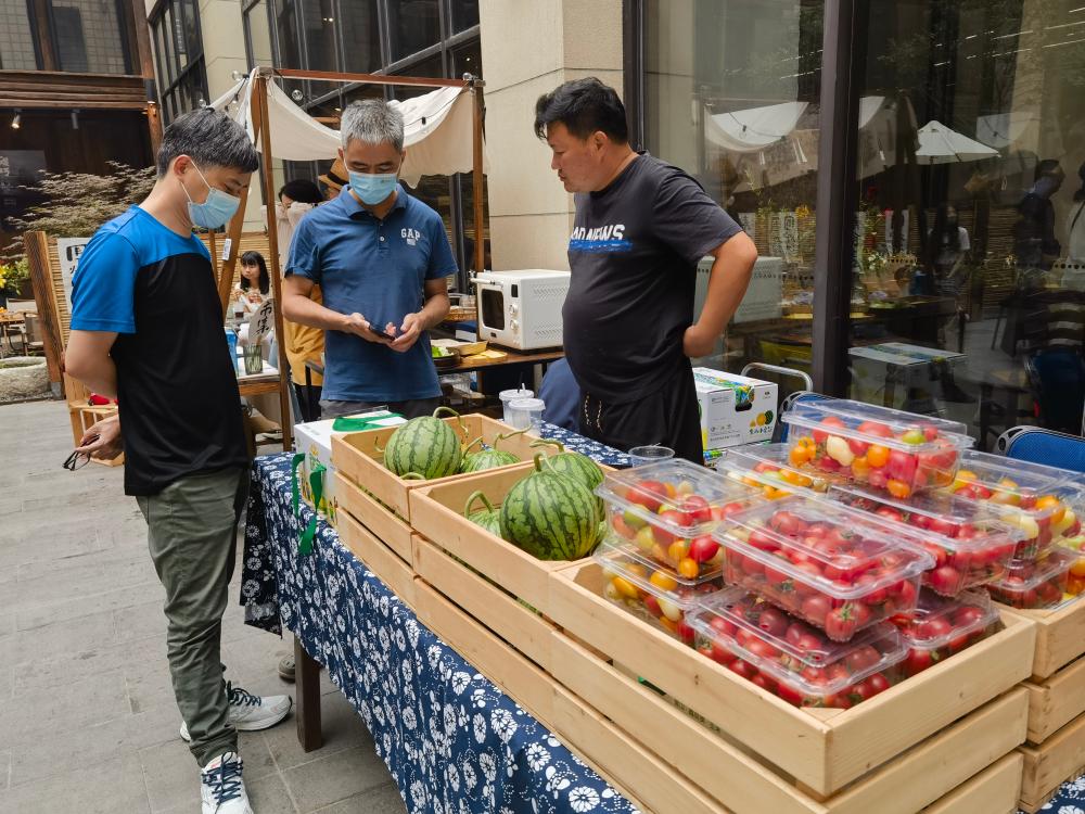 图片[13]-​金山黄浦两区携手举办文创集市，并签下深度联动合作的“黄金之盟”-上淘有品虚拟资源下载