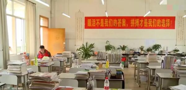 上海取消高考_参加上海高考_唐尚珺放弃考清华
