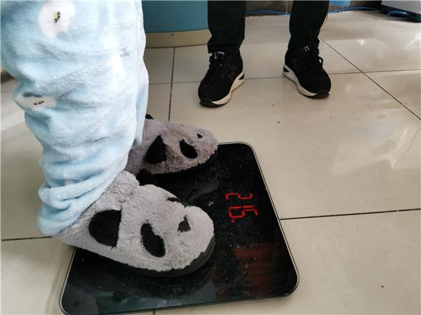 女大学生体重仅43斤,贵州铜仁民政局:启动救助程序