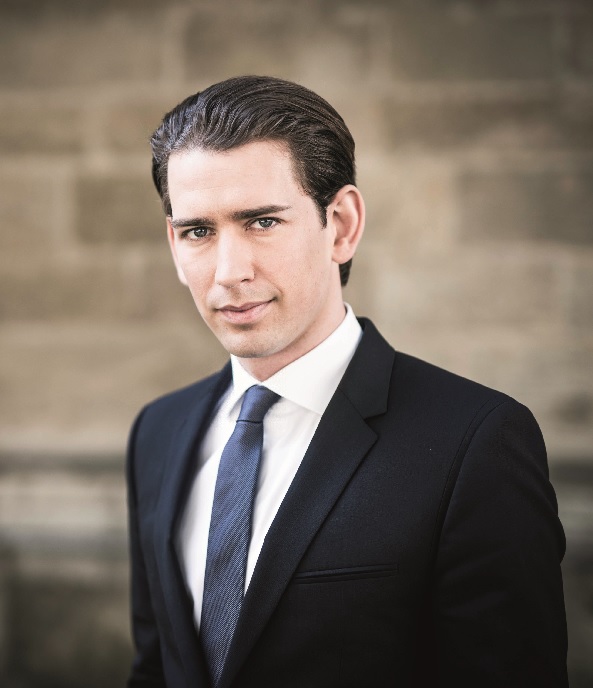 奥地利前总理库尔茨陨落的魅力政客