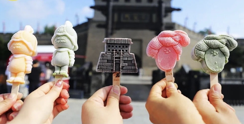 三星堆雪糕火了六千岁鹰形陶鼎雪糕上线了舌尖上的国宝文创课如此甜