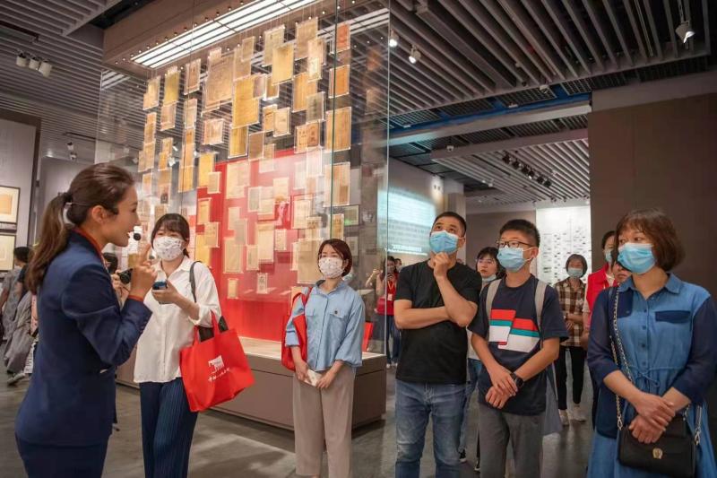 老人轮椅什么牌子好刚开放就成“爆款”，95岁老人坐着轮椅也要来看看，这里究竟有何魅力_https://www.jmylbn.com_新闻资讯_第3张