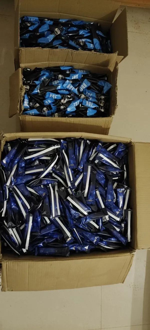 摘要:暴利驱使之下,减肥"神药"西布曲明被禁十年之后,仍不绝于市场.