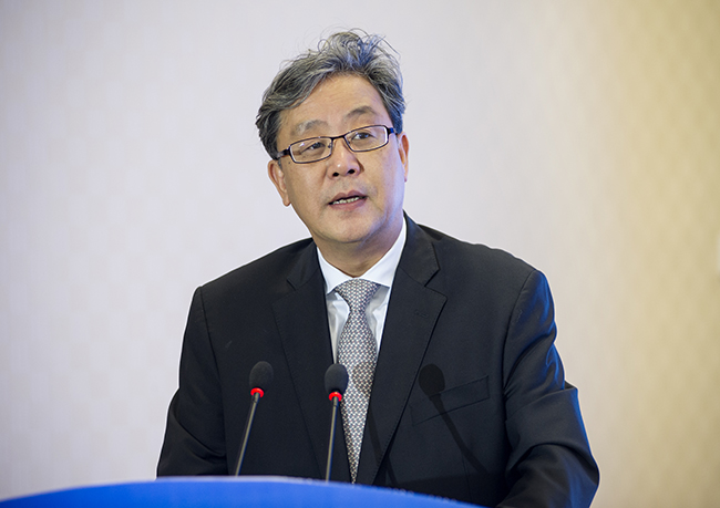 吴志强,男,1960年8月出生,中共党员,同济大学原副校长,专长为城乡规划