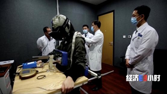 手电极怎么用科幻照进现实！72岁高位截瘫患者竟能用“意念”操纵电脑打麻将_https://www.jmylbn.com_新闻资讯_第11张