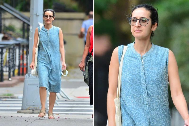 8月19日,玛丽亚姆被媒体拍到与朋友一起出现在纽约街头.