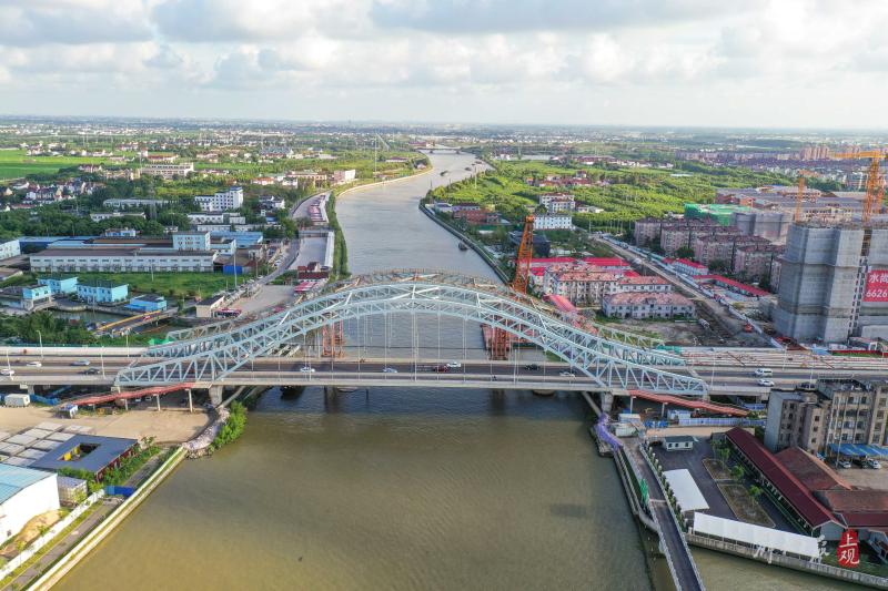 上海金山大桥新建工程完成钢架合拢预计明年春节前主线通车