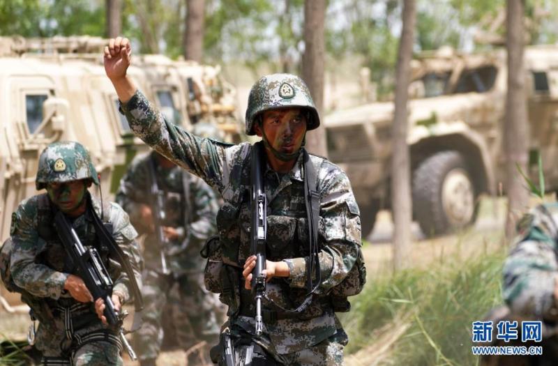 一次,部队在高原驻训.