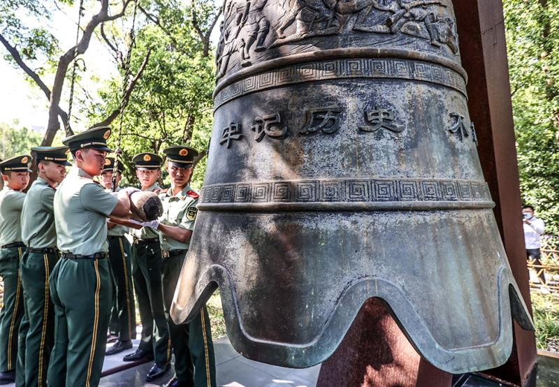 勿忘九一八上海敲响14声警世钟