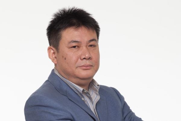 国家女排新主帅蔡斌必须坚持发扬和继承女排精神