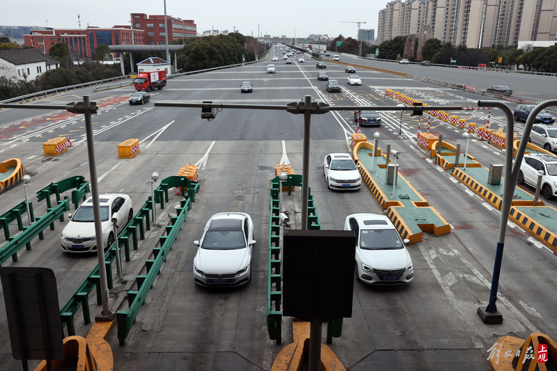 春节长假最后一天返沪车辆通行顺畅