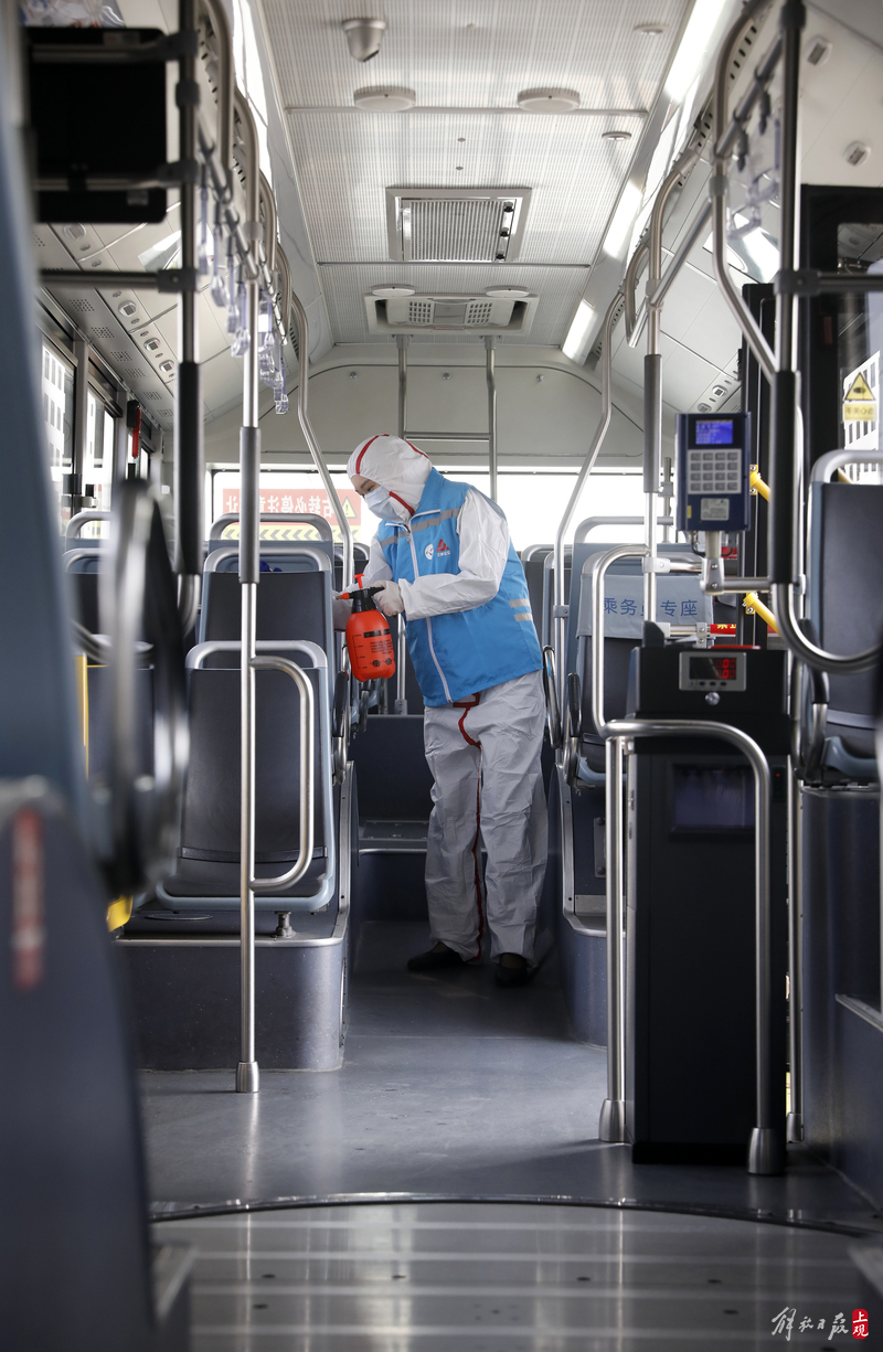 一日两次消毒上海公交车增加消杀频次