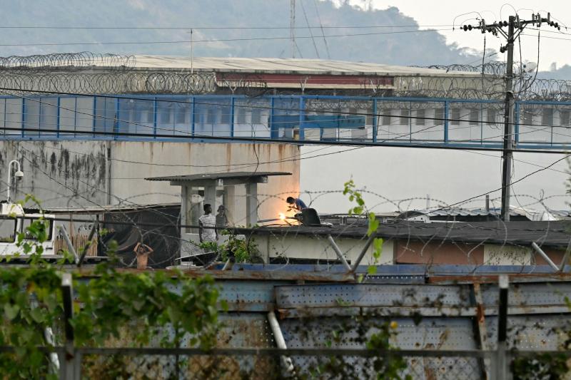 （外代一线）（6）厄瓜多尔发生监狱骚乱 枪杀总统候选人嫌犯死亡