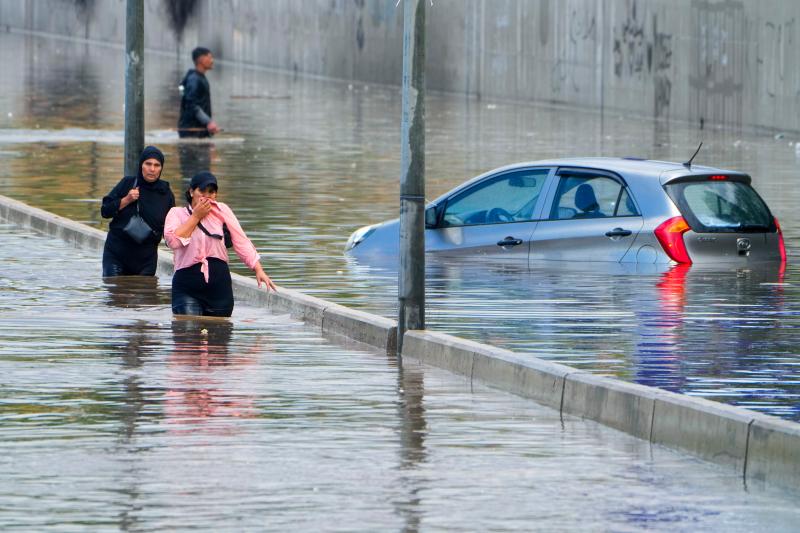 （外代一线）（4）大雨导致黎巴嫩贝鲁特洪水泛滥