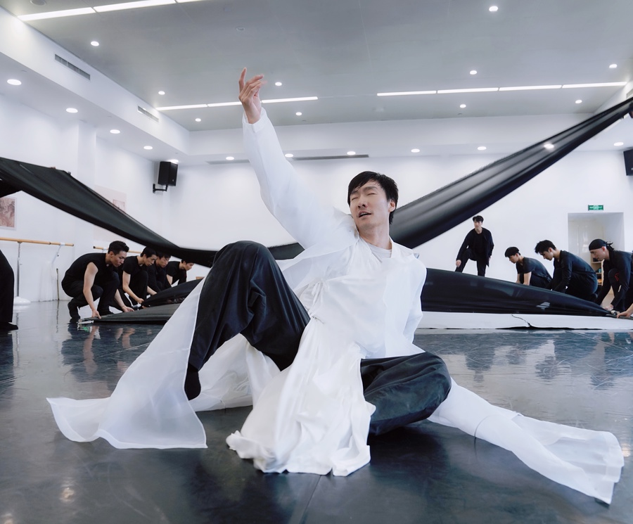原创舞剧永和九年即将亮相中国上海国际艺术节舞者宋雨张傲月等将参演