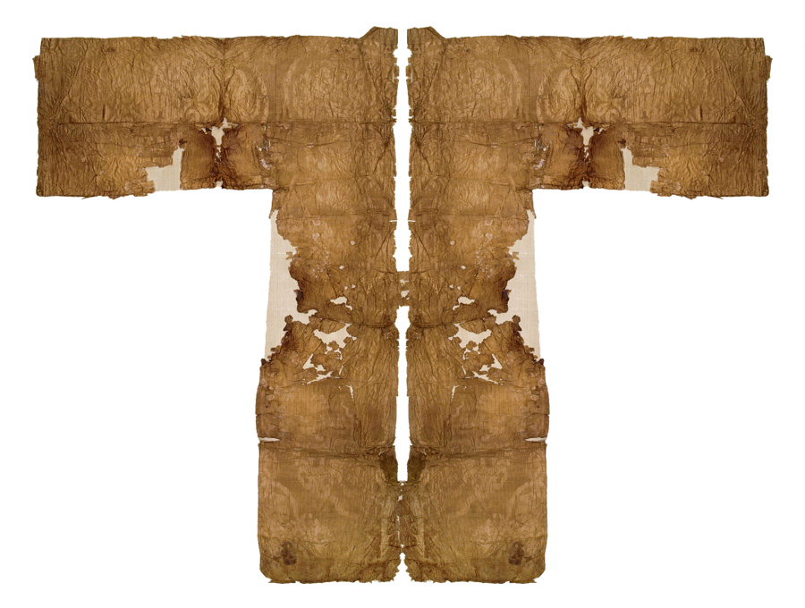 法门寺地宫出土的“直领对襟团窠纹长衫（袍）”
