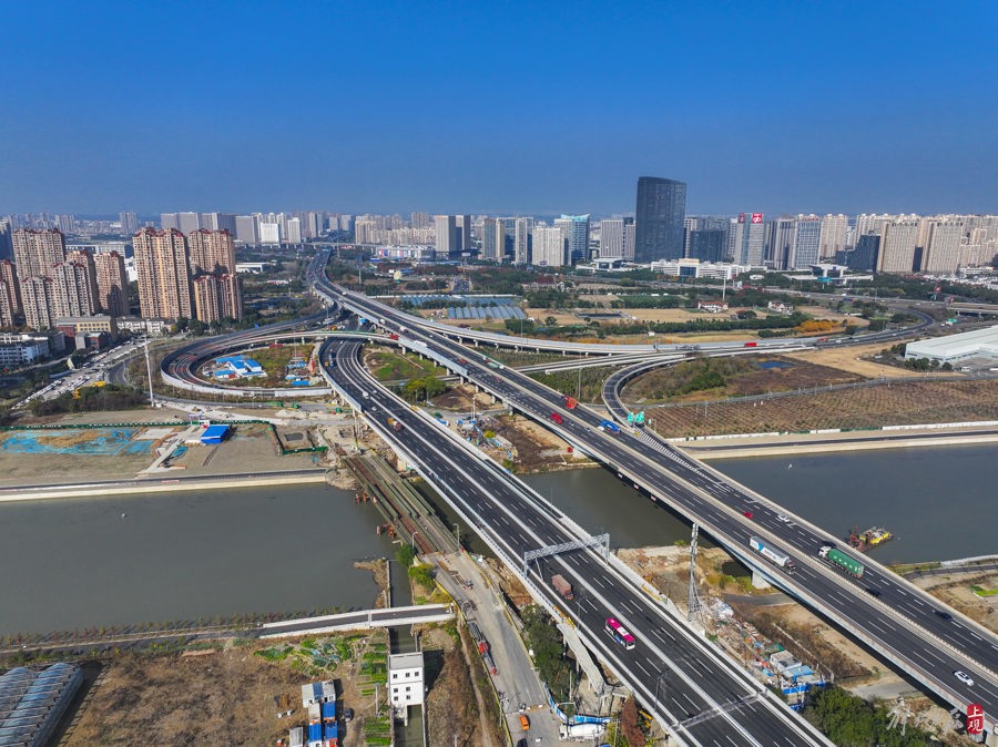 外青松公路跨吳淞江大橋通車高效串聯起青浦白鶴崑山花橋嘉定安亭