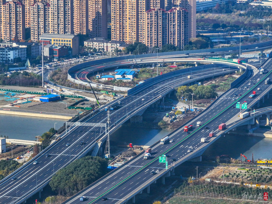 外青松公路跨吴淞江大桥通车高效串联起青浦白鹤昆山花桥嘉定安亭