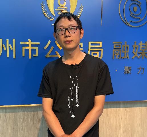 外卖小哥白天抢手机_外卖小哥送外卖到几点_小哥跳十米大桥救人
