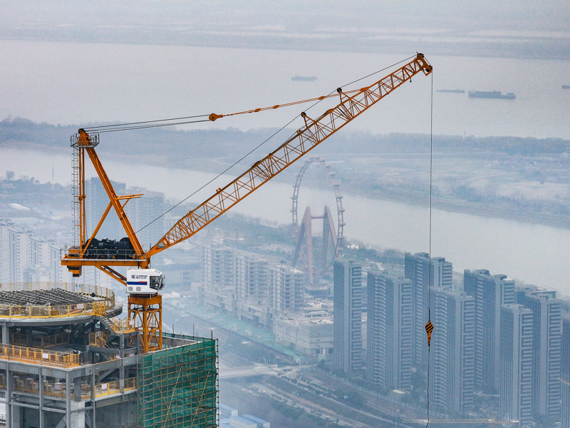 416米高空探秘塔吊空姐的云端工位