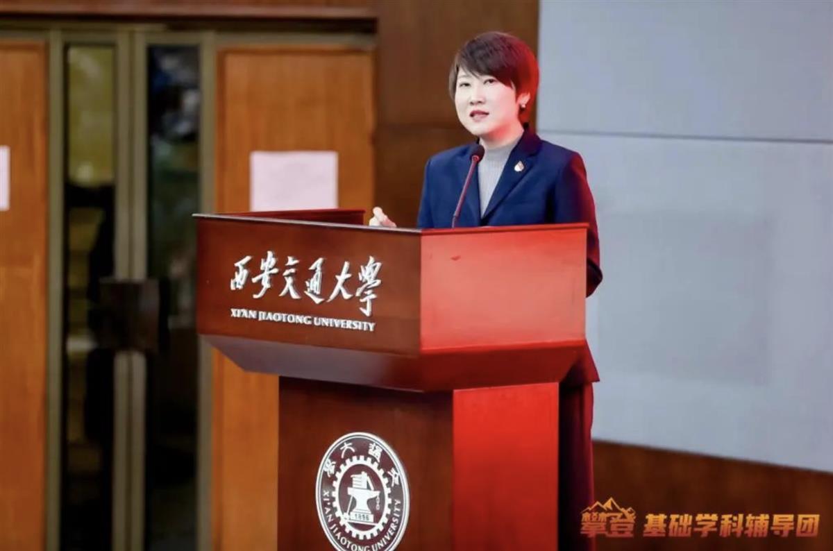 北大迎来80后副校长多名80后任知名高校主要领导